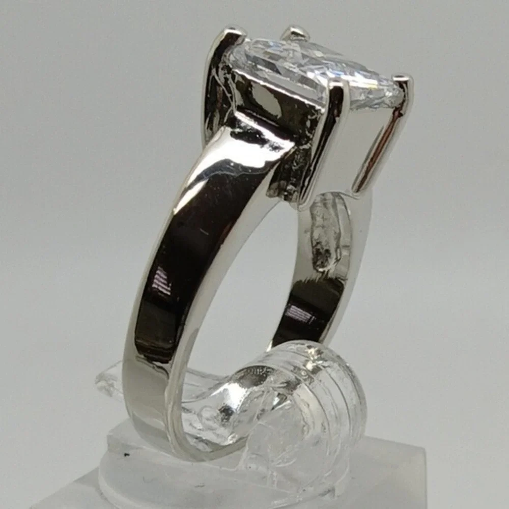 Vintage 90s Princess Cut Sim Diamond Solitaire Ring Silver Tone Wide Band Size 9
